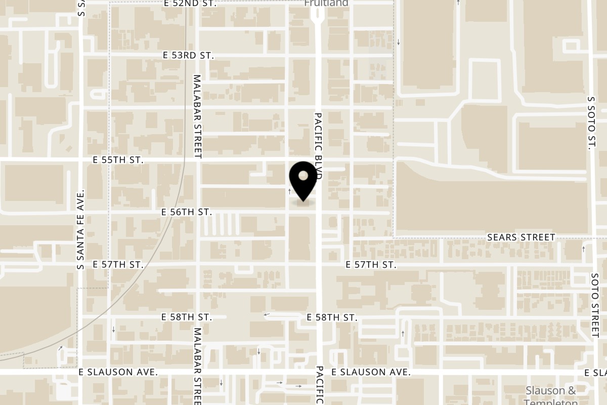 Map showing the location of Mariscos Mi Lindo Sinaloa Huntington Park on 5527 Pacific Blvd in Huntington Park